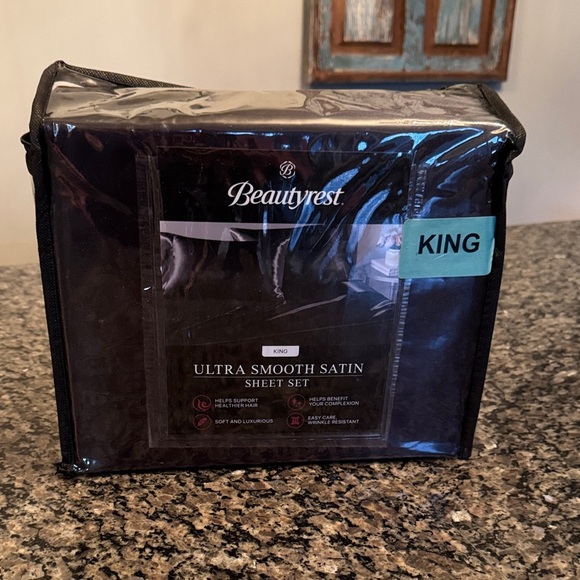 Beautyrest Ultra Smooth Satin Sheet Set - Black NWT - Picture 1 of 6